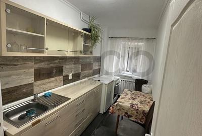 Garsonieră decomandată în Rogerius - 1