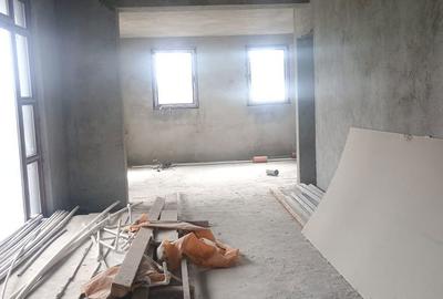 Casă cu 9 camere cu Teren 1128 Mp în Pârscov - 2