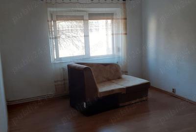 Vand apartament 2 camere 52 mp Olteni?a, zona ?coala 6 - 3
