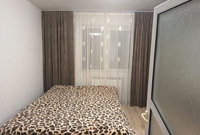 Apartament cu 3 camere decomandat în Micro 40 - 5