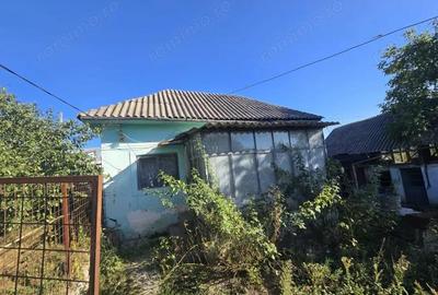 Teren de 685 mp, în Ștefănești - 5