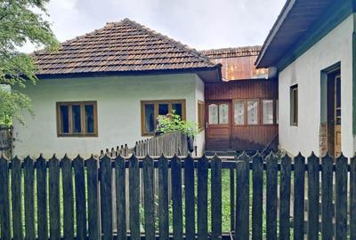 Casă individuală cu 3 camere cu Canalizare în Polovragi - 2