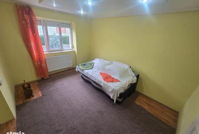 Casă cu 2 camere cu Teren 2 Mp în Central - 2