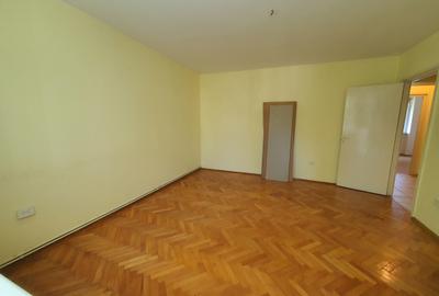 Apartament de 3 camere zona ASTRA