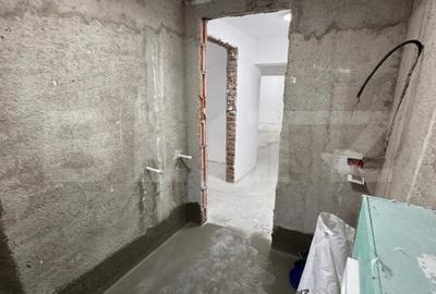 Apartament 2 camere 47 mpu+32 mp curte in ansamblu rezidential zona Jiului - 12