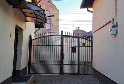 Casa la cheie, 180 mp, teren 511 mp, central Someseni - 2