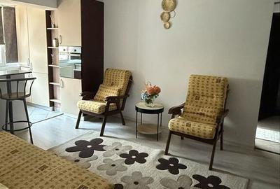 Apartament 2 camere de inchiriat Piata din Sud, etaj 1