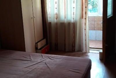 Central Targoviste inchiriez  apartament 3 camere decomandate - 8