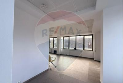 Birou luminos 70 mp in cladire moderna, zona Calea Dum... - 3