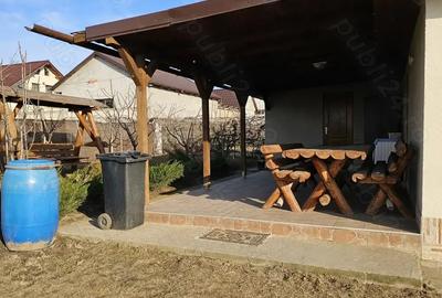 Casa de vanzare - 3 dormitoare, salon spa?ios, anexa ?i teren generos - 648 mp - 4