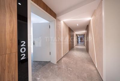 Apartament cu 2 camere semidecomandat în Tractorul - 8