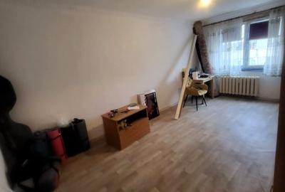 Apartament cu 3 camere decomandat în Rahova - 6