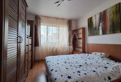 Apartament cu 3 camere decomandat, mobilat în Vasile Aaron - 10