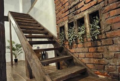 Refined Elegance Meets Urban Functionality in the Heart of Bucharest - 5