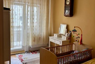 Proprietar ofer spre vânzare apartament cu 3 camere decomandat recent renovat - 7