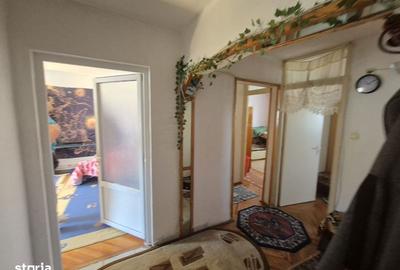 Apartament cu 4 camere decomandat în Central - 4