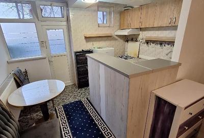 Garsonieră semidecomandată în Gară