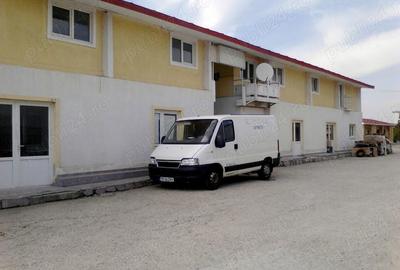 Spațiu comercial, de 150 mp, în Central - 9