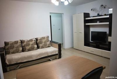 Apartament cu 3 camere semidecomandat în Central - 2