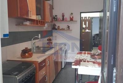 Apartament cu 2 camere decomandat în Metalurgiei - 4