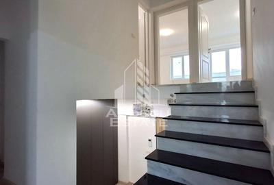 Apartament samanta cu 3 camere in zona Polivalenta - 14