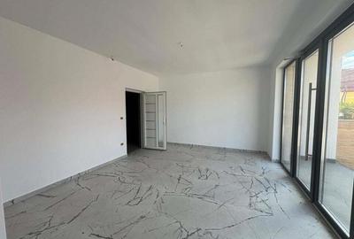 Casa chirie (spatiu comercial/apt la etaj) Radauti - 1