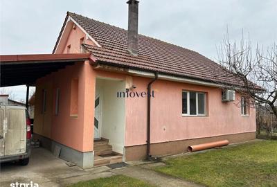 Casă cu 6 camere cu Teren 1375 Mp în Medieșu Aurit - 10