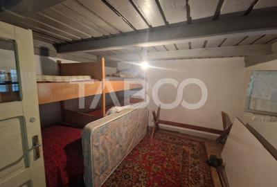 Teren intravilan imprejmuit 1915 mp  PUZ aprobat utilitati in Tocile - 4