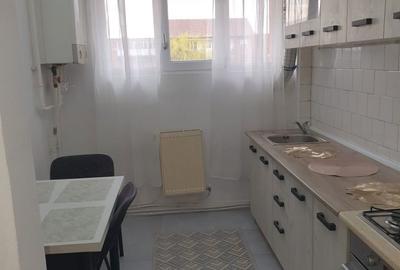 Apartament cu 2 camere semidecomandat în Central - 1