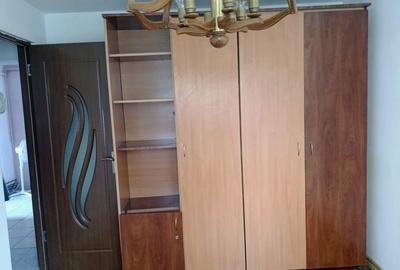 Apartament cu 3 camere semidecomandat în Almașu Mic - 8