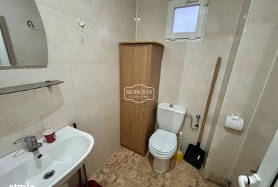 Spațiu comercial, de 85 mp, în Central - 3