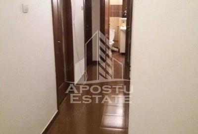 Apartament 3 camere, centrala proprie, zona Olimpia. - 3