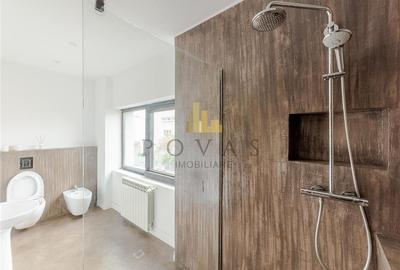 Casă cu 5 camere cu Canalizare în Central - 7