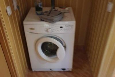 Apartament cu 2 camere decomandat în Tractorul - 8