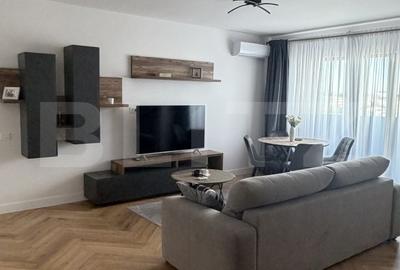 Apartament cu 2 camere semidecomandat în Central