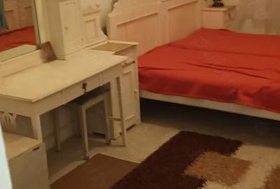 Casă cu 5 camere cu Teren 2000 Mp în Central - 1