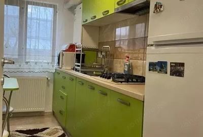 Apartament cu 2 camere semidecomandat în Apărătorii Patriei
