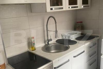 Apartament cu 2 camere semidecomandat, mobilat în Solidarității - 2