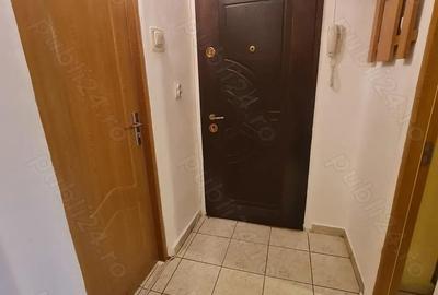 Garsoniera Obor mobilata complet - 2