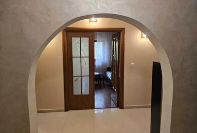 Rahova,et.1/8,DECOMANDAT,Amenajat,centrala,2 bai,2 balcoane,mobilat utilat - 2