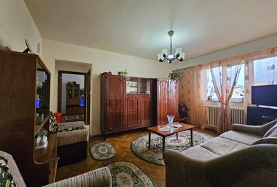 Apartament 2 camere, zona Scoala Generala Andrei Saguna - 3