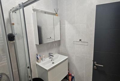 Garsonieră decomandată, mobilată în Inel II