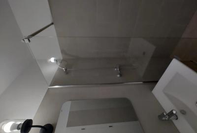 Apartament 3 camere zona Coresi priveliste superba - 2