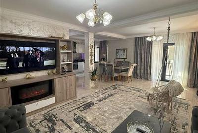 Duplex cu 10 camere cu Teren 500 Mp în Central - 1