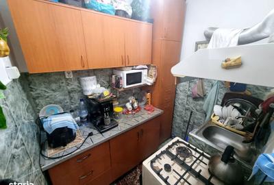 Apartament cu 2 camere decomandat, mobilat în CET - 2