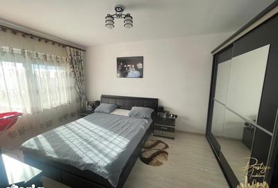 Casă cu 5 camere decomandat cu Piscina în Sântandrei - 11