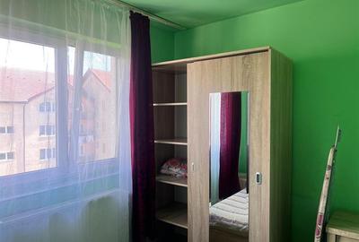 Apartament cu 3 camere decomandat în Est - 9