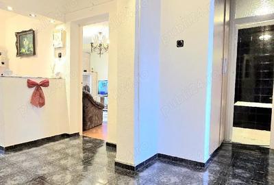 Apartament cu 4 camere decomandat în Florilor - 1