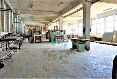 Spațiu industrial, de 2.7999999523163 mp, în Periferie - 3