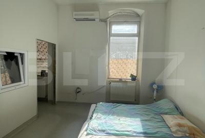Casă cu 4 camere cu Canalizare în Central - 4